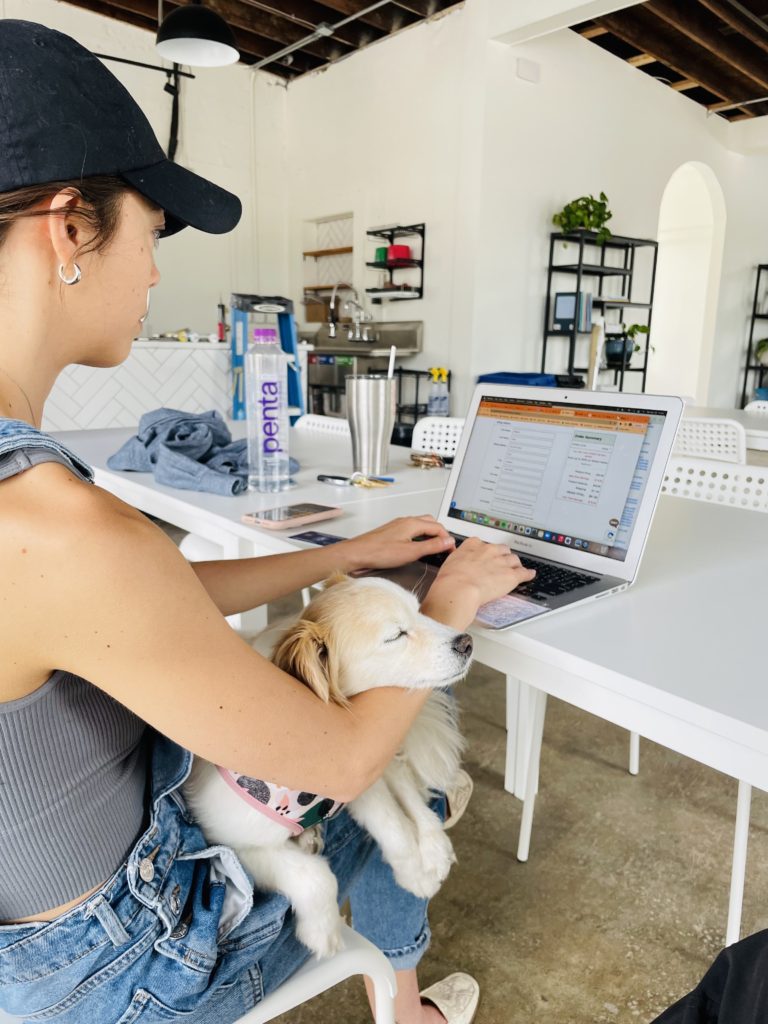 Entrepreneurs-working-to-open-coffee-shop